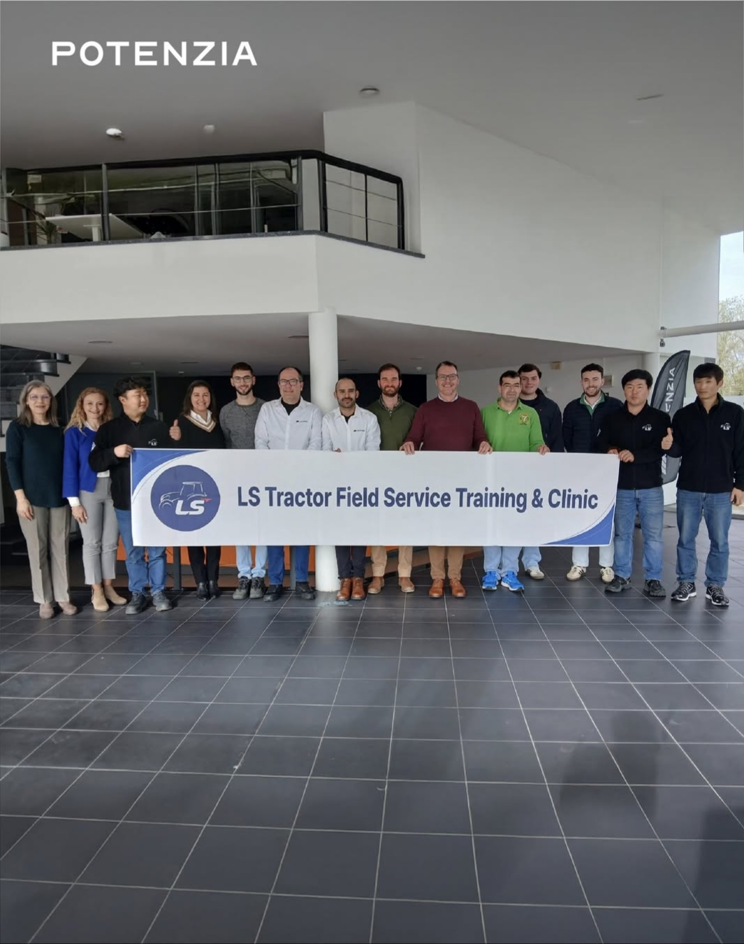 Equipa da Potenzia recebe formação técnica na gama LS Tractor