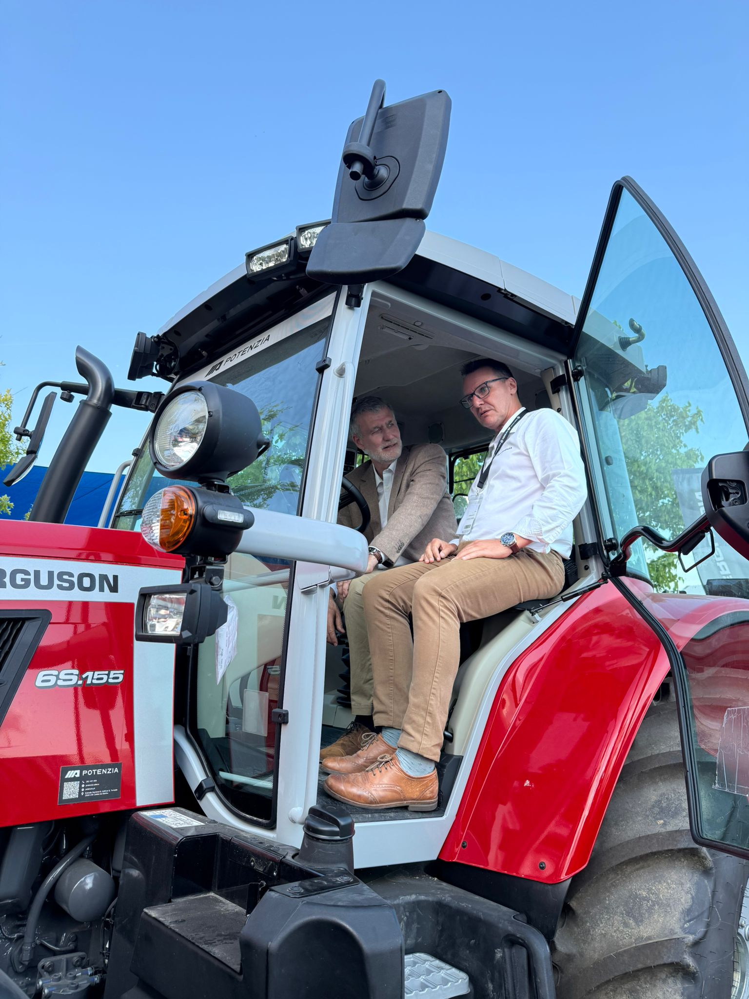 Potenzia em destaque na FNA 2025 com Massey Ferguson e LS Tractor